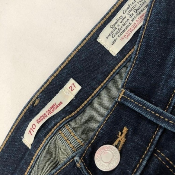 Levi Jeans - Picture 2 of 2